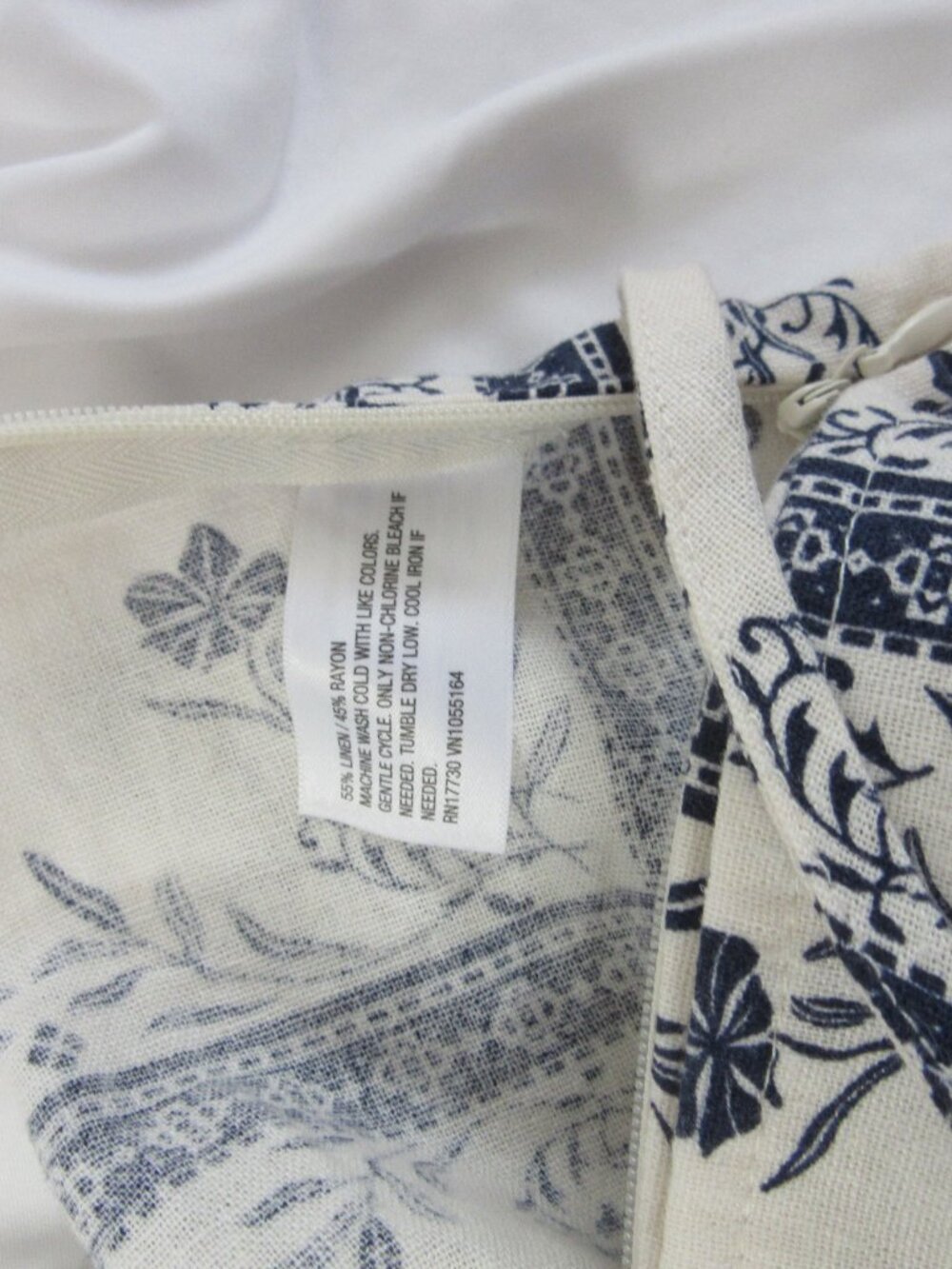 A New Day Linen Shorts Navy Blue Cream Floral Scallop Trim Size 6 NWT - Picture 6 of 12